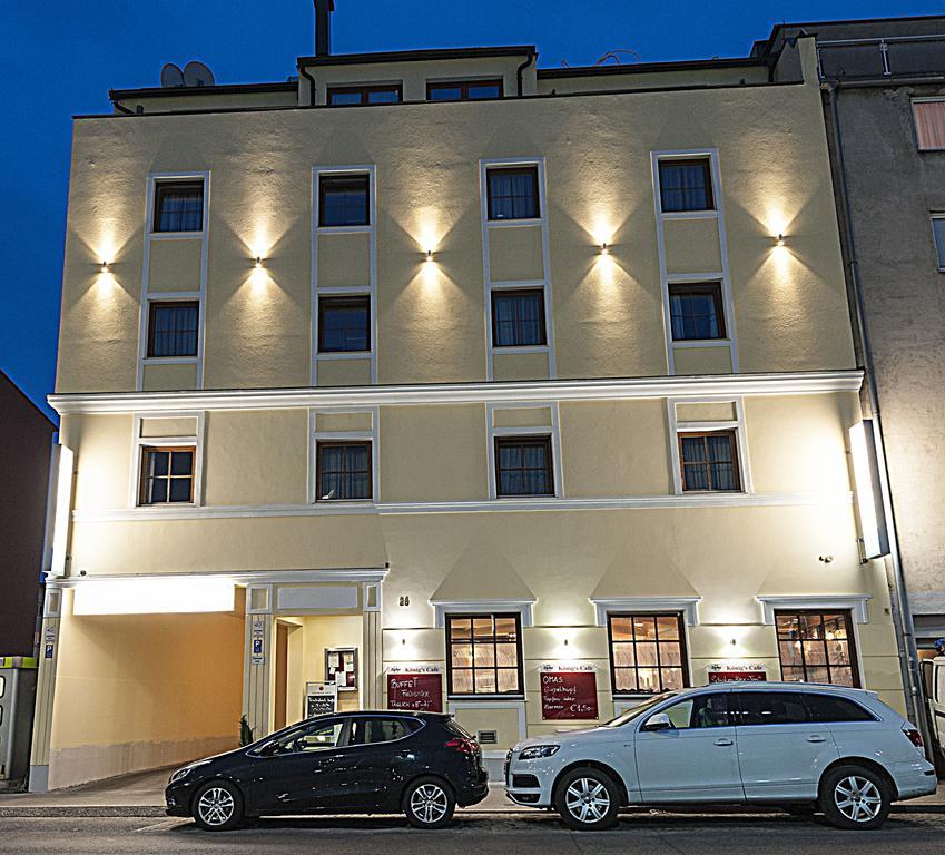 König 3*