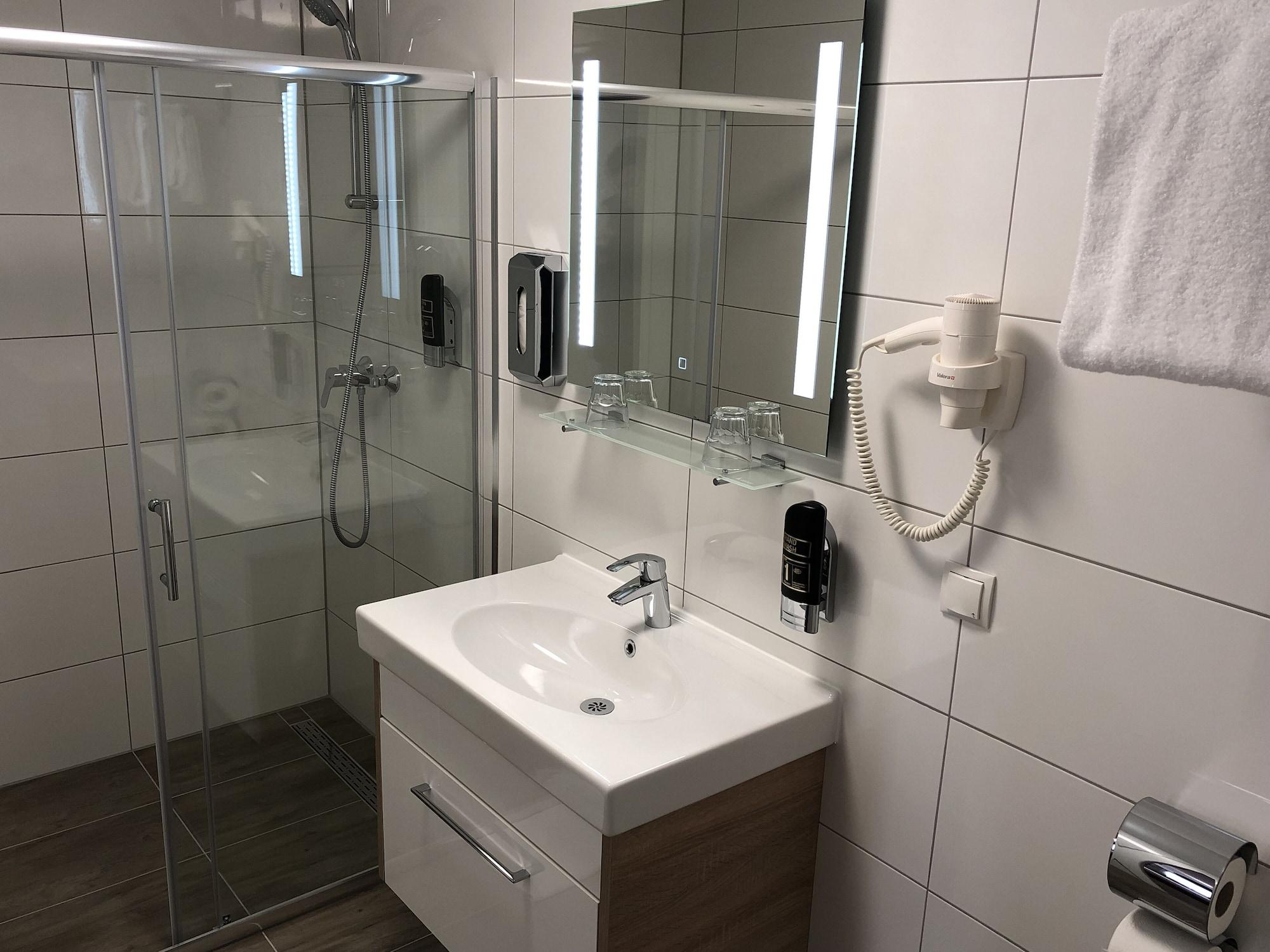König 3*